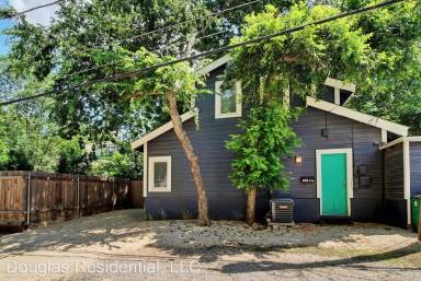 Main picture of 4506 Caswell Ave