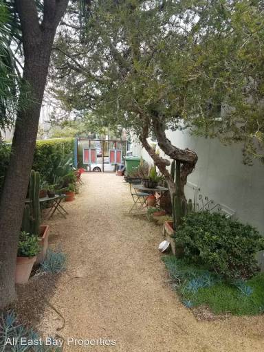Main picture of 1532 Francisco St