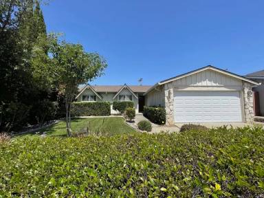 Main picture of 4821 Yellowstone Park Dr