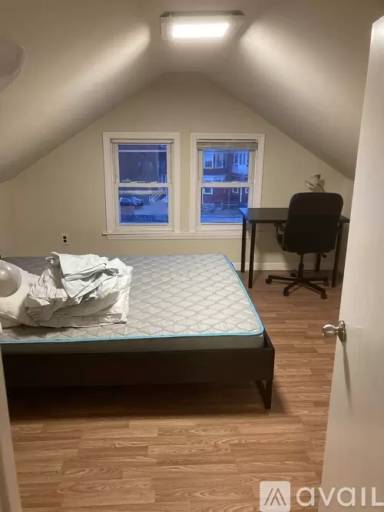 Main picture of 61-63 Gordon St