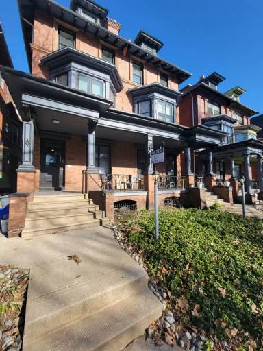 Main picture of 4619 Cedar Ave