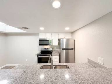 Main picture of Maryland Court Apartments