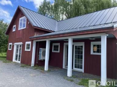 Main picture of 137 Creek Rd