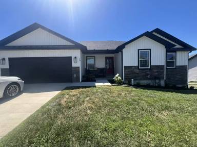 Main picture of 120 La Vista Dr