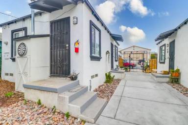 Main picture of 4065 Chamoune Ave