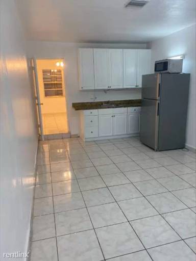 Main picture of 15740 NW 17th Ct
