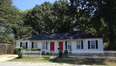 Main picture of 367 McArthur Dr NE