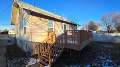 Main picture of 6805 N Crestline St