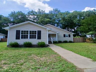 Main picture of 124 Mallard Dr