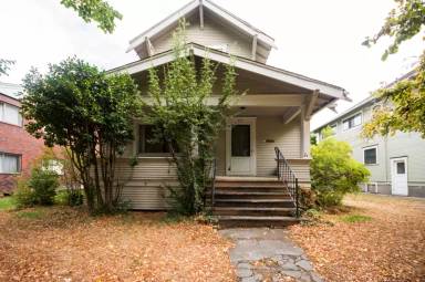 Main picture of 421 SW 5th St