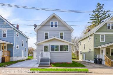 Main picture of 627 Fernwood Dr