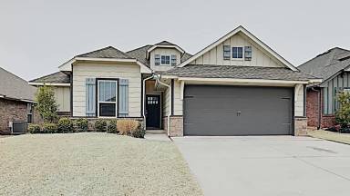 Main picture of 7133 NW 145th St