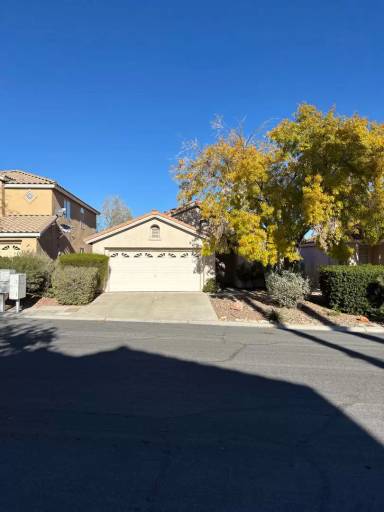 Main picture of 9832 Aspen Grove Pl