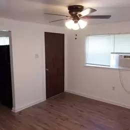 Main picture of 6275 Flag St
