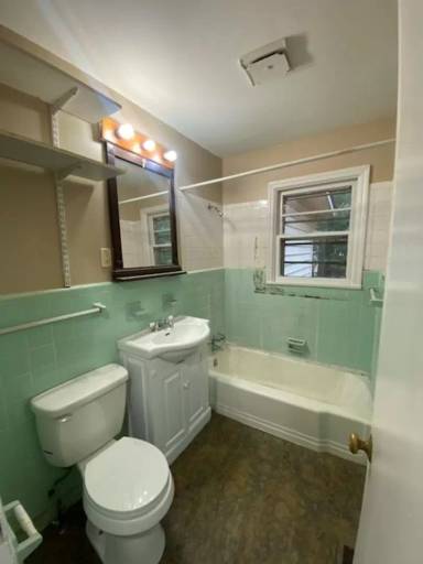 Main picture of 117 S Fourth St