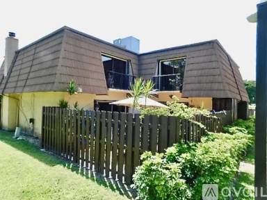 Main picture of 4155 Turnberry Cir
