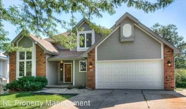 Main picture of 805 Auburn Ln