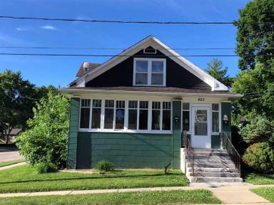 Main picture of 603 Mill St