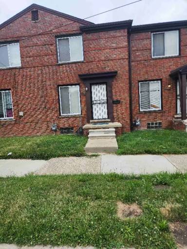 Main picture of 13544 Belton St