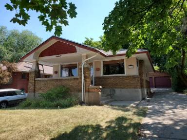 Main picture of 2760 Brinker Ave