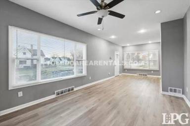 Main picture of 1100 Waverly Ave