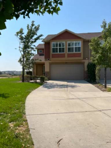 Main picture of 971 W Willow Green Way
