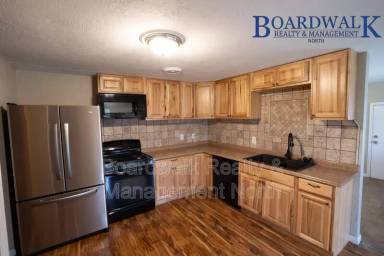 Main picture of 1633 N 400 W