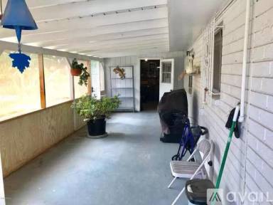 Main picture of 247 N Hunt Dr E