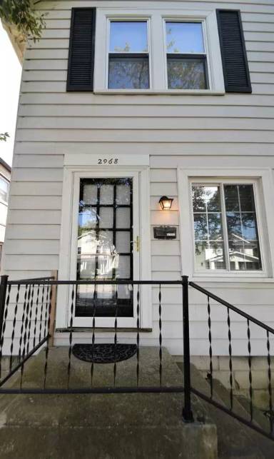 Main picture of 2968 Indianola Ave