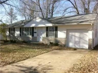 Main picture of 10104 White Ave