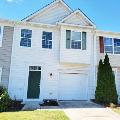 Main picture of 226 Garrison Way