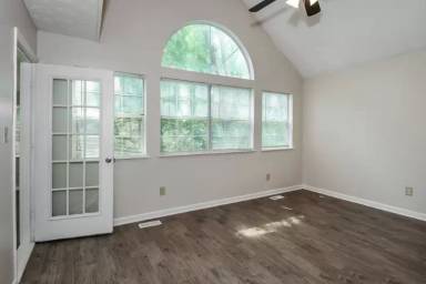 Main picture of 2854 Jordan Woods Dr