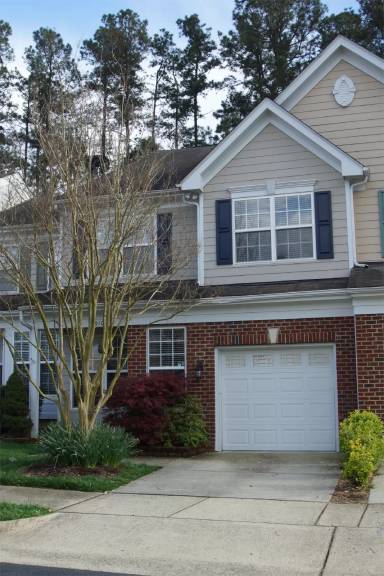 Main picture of 1010 Arbor Valley Ln