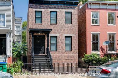 Main picture of 500 W Marshall St