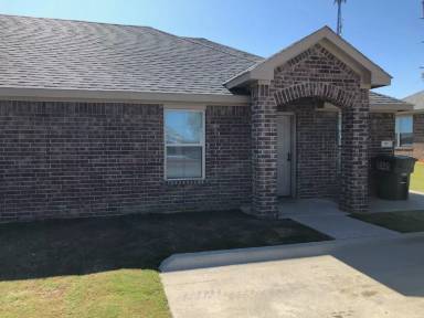 Main picture of 10000 Deborah Ln