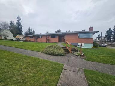 Main picture of 1404 S Cherry St