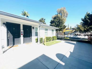 Main picture of 705 S Almansor St
