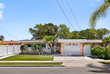 Main picture of 2363 Judson St