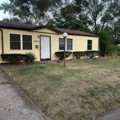 Main picture of 1965 Clark Rd