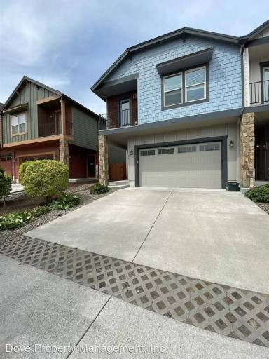 Main picture of 92 N 42nd Pl