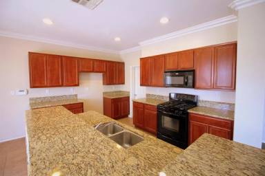 Main picture of 7663 Bristol Bay Cir