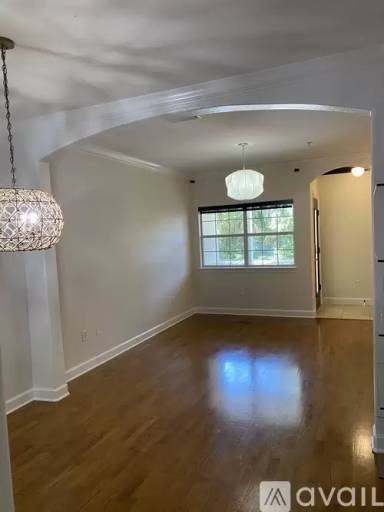 Main picture of 307 E New Hampshire St