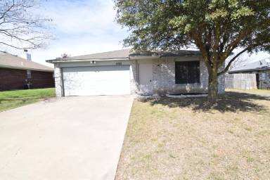 Main picture of 2907 Thoroughbred Dr