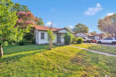 Main picture of 2025 W Hermosa Dr