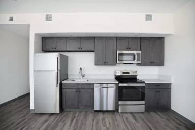Main picture of 1217 Elm St