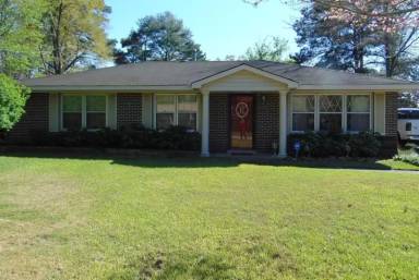 Main picture of 3212 Fairfax Rd