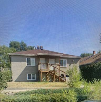 Main picture of 736 N 7th St