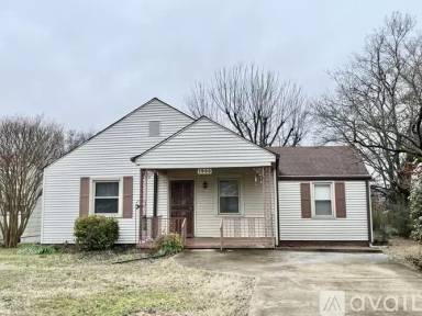 Main picture of 1904 Vanderbilt Cir SW