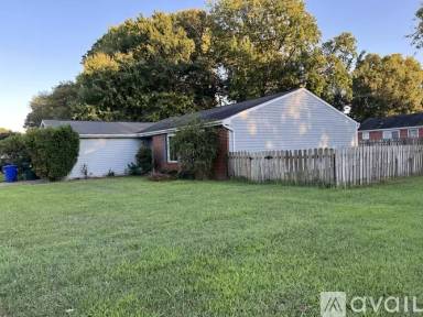 Main picture of 208 Charlotte Dr