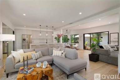 Main picture of 3780 Crawford Ave